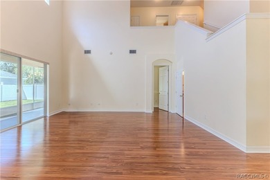 MOVE In Ready! Immaculate 4-Bedroom 3-Car Garage Home on Corner - photo 22