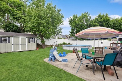 Welcome to this beautifully maintained 3 bedroom, 2 bathroom - photo 23