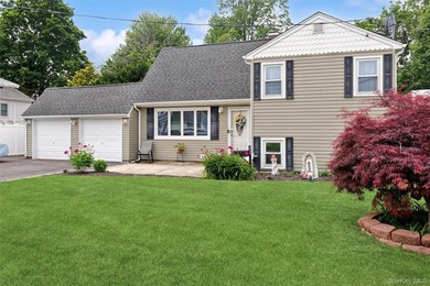 Welcome to this beautifully maintained 3 bedroom, 2 bathroom - photo 25