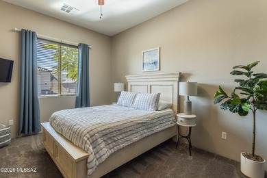 Beautifully upgraded Lake Havasu home with open-concept living - photo 34