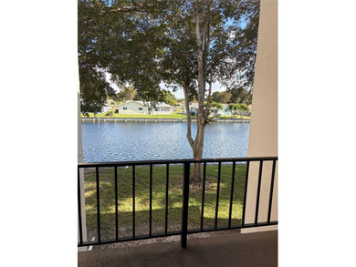 Well maintained 2B/2B condo with brand new roof just installed - photo 37