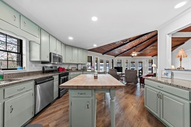 Fabulous Lake Sinclair offering with BEST LOCATION and BIG - photo 8