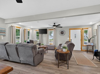 Move right in and start enjoying lake life-this beautifully - photo 14