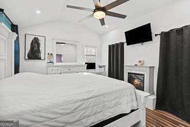 Don't overlook this one - it has been completely transformed - photo 15