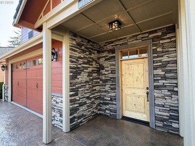 Welcome to this well-maintained 3-bedroom, 2.5-bath home located - photo 2