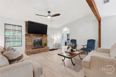 Tucked beneath mature trees on Wilmington Island, 607 Leaning - photo 5