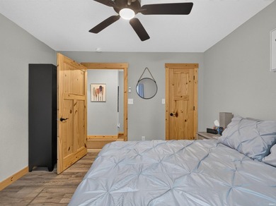 Move right in and start enjoying lake life-this beautifully - photo 25