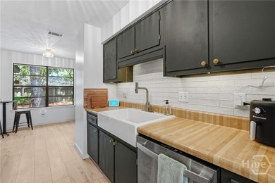 Tucked beneath mature trees on Wilmington Island, 607 Leaning - photo 8