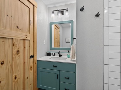 Move right in and start enjoying lake life-this beautifully - photo 30