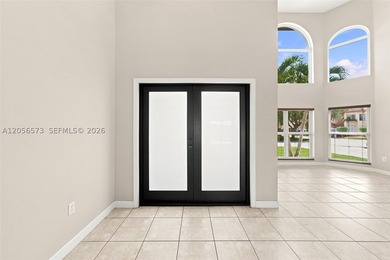 Welcome to this beautifully maintained 5-bedroom, 4-bath - photo 7