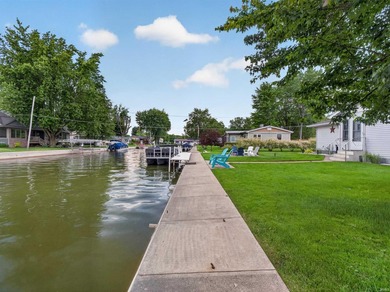 Move right in and start enjoying lake life-this beautifully - photo 38