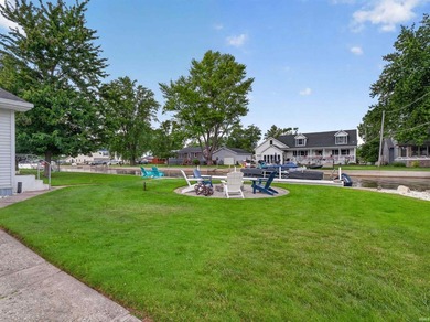 Move right in and start enjoying lake life-this beautifully - photo 40