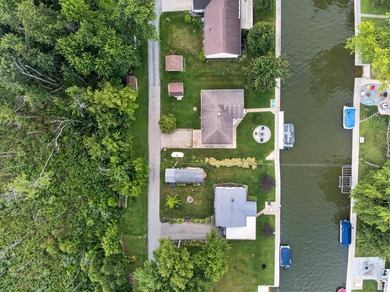 Move right in and start enjoying lake life-this beautifully - photo 43