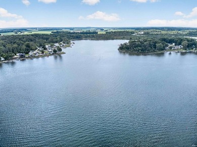 Move right in and start enjoying lake life-this beautifully - photo 44