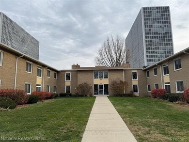 Detroit River Condo For Sale in Detroit Michigan