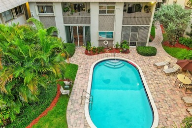 Beachside living made easy! Ground-floor 2BR/1BA condo near the - photo 3