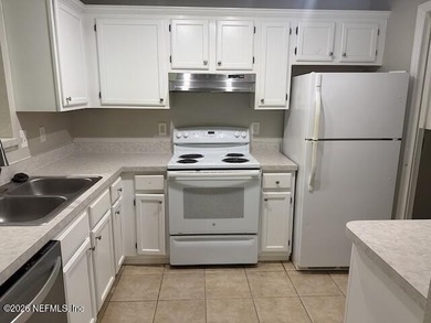 2 BED 2 BATH Condo in gated community at Villas of Timberlin - photo 9