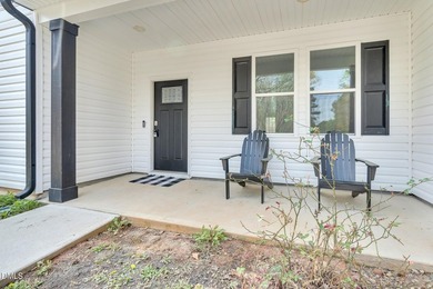 Welcome to Lake Royale living! This beautifully maintained - photo 3