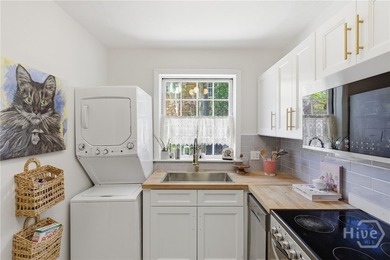 Located on Savannah's highly desirable Bull Street corridor in - photo 20