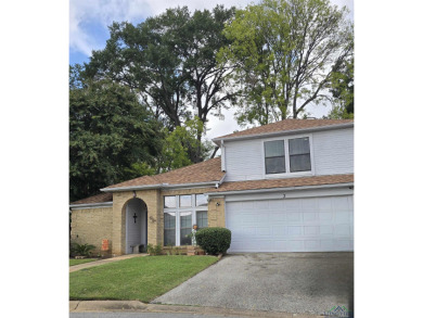 (private lake, pond, creek) Home For Sale in Longview Texas