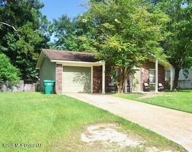 Great First time Home Buyer or Investor looking for a ready made - photo 3
