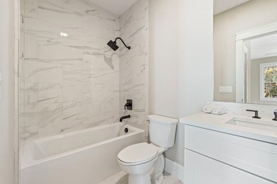 A rare coastal offering in the heart of Newington, New Hampshire - photo 33