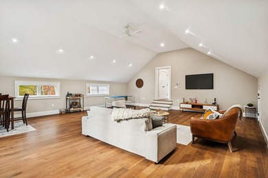 A rare coastal offering in the heart of Newington, New Hampshire - photo 35