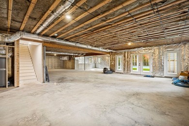 A rare coastal offering in the heart of Newington, New Hampshire - photo 41
