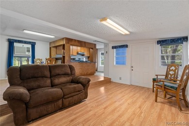 Calling all folks that are looking for country living, but want - photo 10