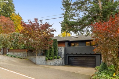 Lake Oswego Home For Sale in Lakeoswego Oregon