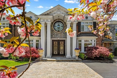 Exquisite in Every Way - Breathtaking Mansion in Gated - photo 2