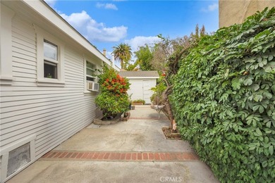 Beautifully Updated Belmont Heights Duplex Located in the highly - photo 10