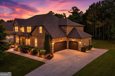 MAJOR PRICE IMPROVEMENT! NOW OFFERED AT $619,000! Exceptional - photo 1