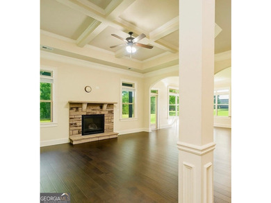 MAJOR PRICE IMPROVEMENT! NOW OFFERED AT $619,000! Exceptional - photo 4