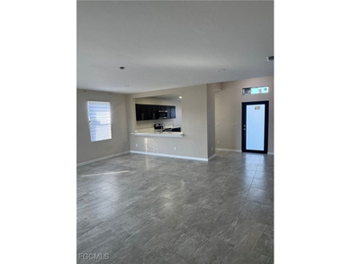 Welcome home to this lightly lived in 3 Bedroom, 2 Bathroom, 2 - photo 14