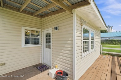Discover the hidden potential in vibrant Biloxi! This charming - photo 9