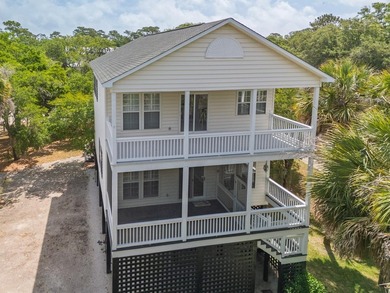 Spacious 2-story Charleston Style home on a prime corner lot - photo 30