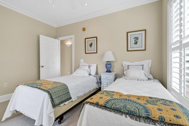 Spacious 2-story Charleston Style home on a prime corner lot - photo 36