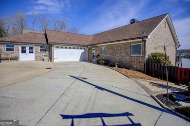 Stunning Jackson Lake Deeded Brick Estate with Private Dock - photo 5