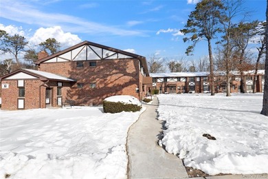 Enjoy easy, low-maintenance living in this upper level, 1 - photo 6
