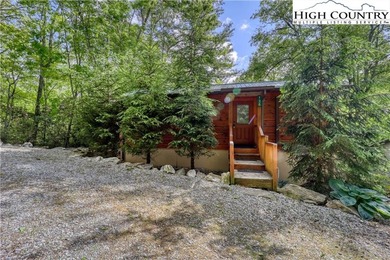 Land Harbors Lake Home For Sale in Newland North Carolina