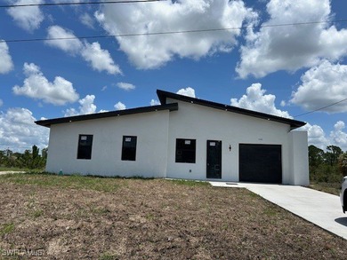Lehigh Acres Area Home For Sale in Lehigh Acres Florida