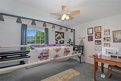 Awesome and beautiful, well cared for, and maintained pool home - photo 25