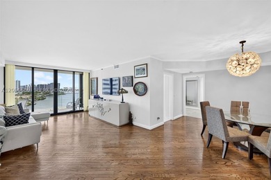 IMPACT WINDOWS & DOORS! Welcome to this beautifully maintained 2 - photo 3