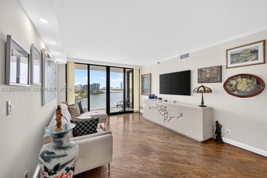 IMPACT WINDOWS & DOORS! Welcome to this beautifully maintained 2 - photo 4