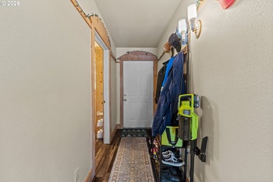 Rare opportunity to own a truly custom and charming duplex in a - photo 9