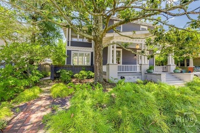 Restored and reimagined by a renowned, world-traveled Savannah - photo 3
