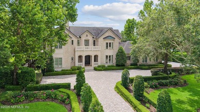A Masterpiece of English Country Elegance. Welcome to an - photo 14