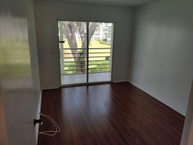 Welcome to this charming two-bedroom, one-and-a-half-bath - photo 8