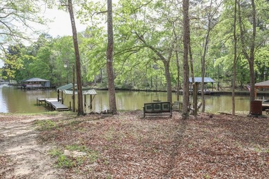 Check out this Lake Sinclair home overlooking peaceful water - photo 7